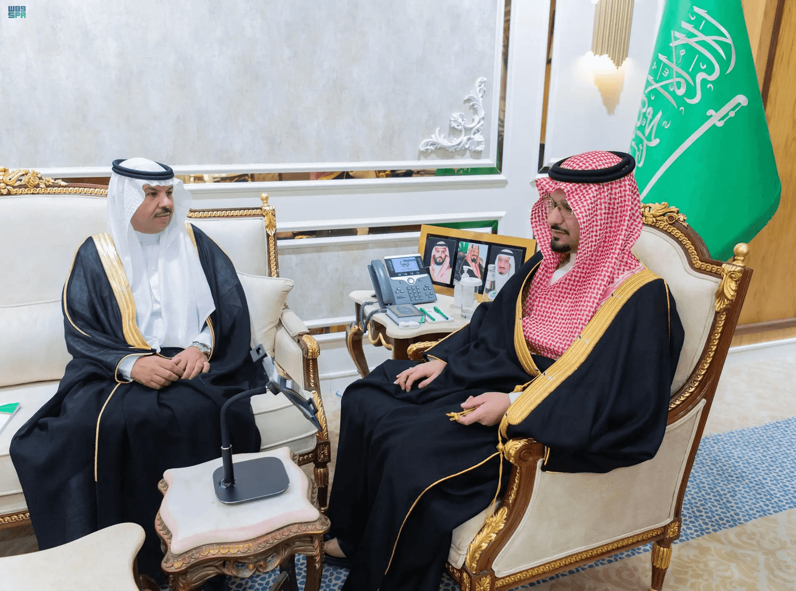سمو أمير الحدود الشمالية بالنيابة يطلع على مشروعات شركة الشمال التعليمية